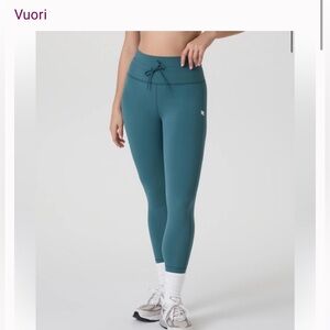 Vuori daily legging with pockets Women's Teal Leggings
